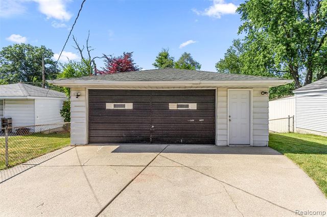 22312 Madison Street, Dearborn, MI 48124