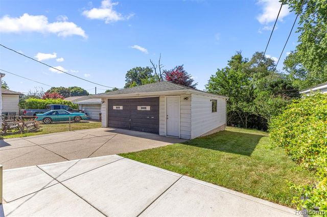 22312 Madison Street, Dearborn, MI 48124