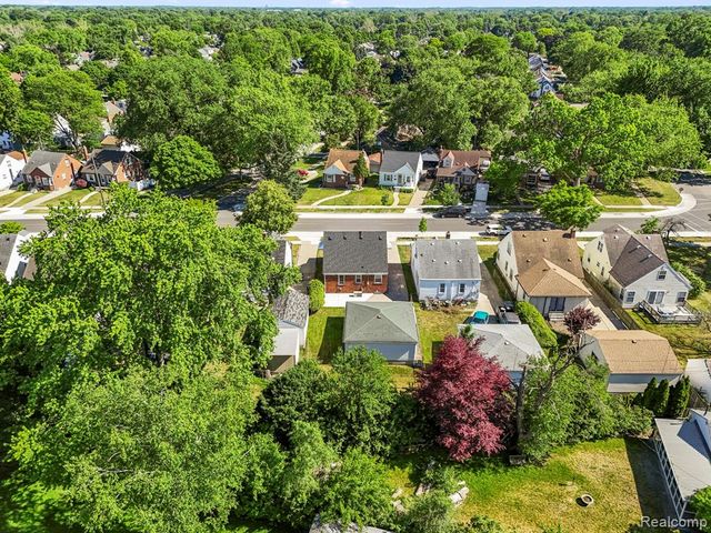 22312 Madison Street, Dearborn, MI 48124