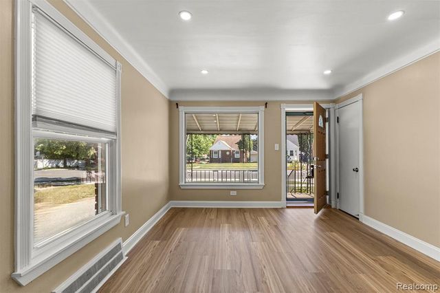 22312 Madison Street, Dearborn, MI 48124