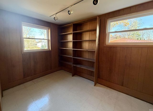 3522 E Grandview Drive, Bloomington, IN 47408