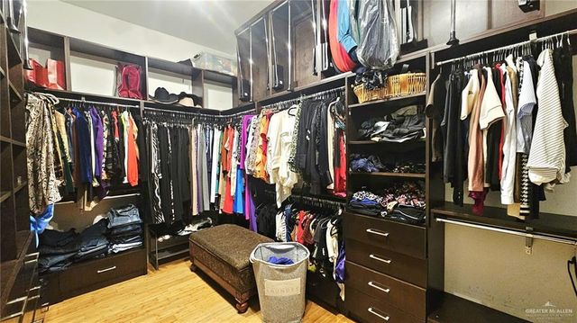 2213 S 48th Street, Mcallen, TX 78503