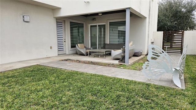 2213 S 48th Street, Mcallen, TX 78503