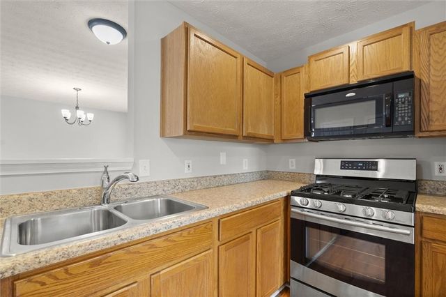 363 W Oaks Trail, Woodstock, GA 30188