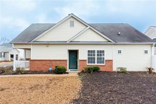 363 W Oaks Trail, Woodstock, GA 30188