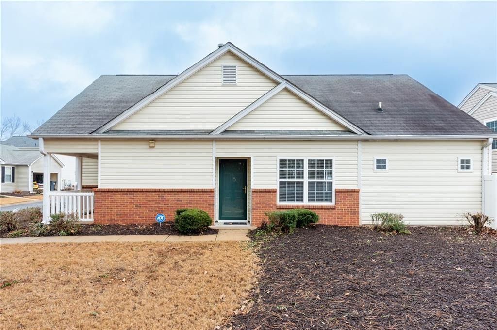 363 W Oaks Trail, Woodstock, GA 30188