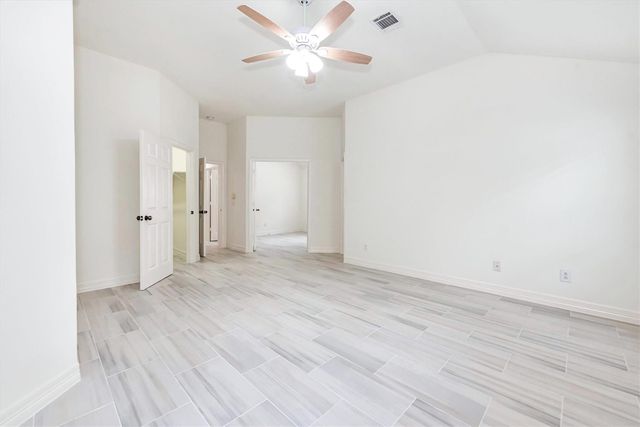 130 W Stockbridge Landing Circle, The Woodlands, TX 77382