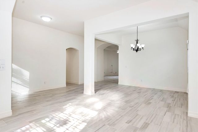 130 W Stockbridge Landing Circle, The Woodlands, TX 77382