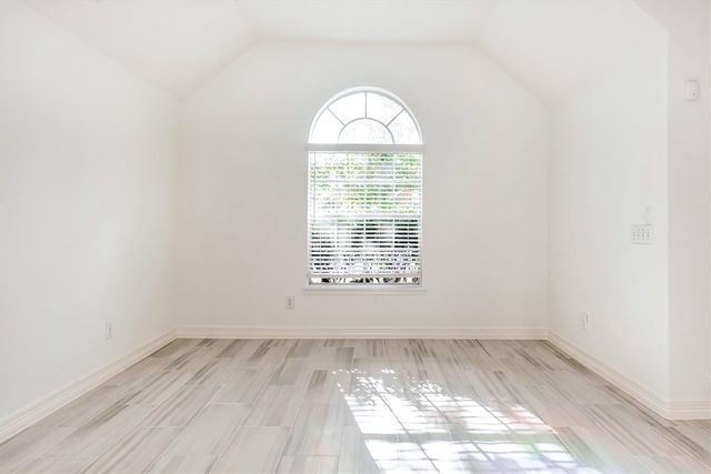 130 W Stockbridge Landing Circle, The Woodlands, TX 77382