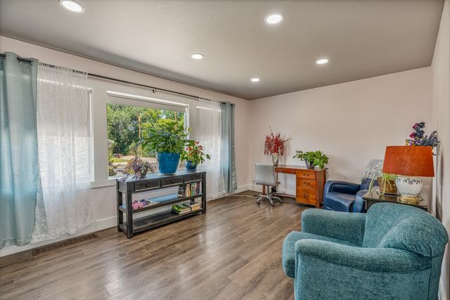 1736 Lewis Avenue, Billings, MT 59102
