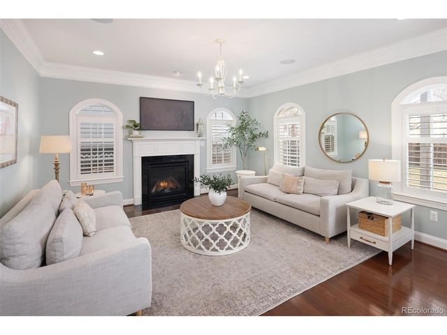 9221 E 33rd Ave, Denver, CO 80238