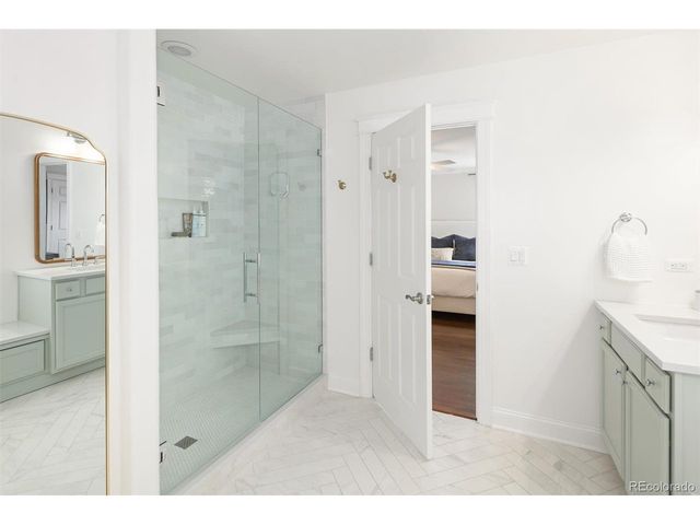 9221 E 33rd Ave, Denver, CO 80238