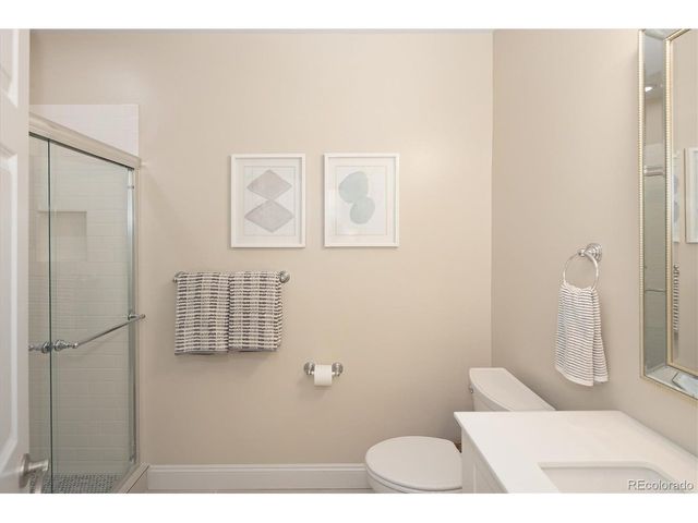 9221 E 33rd Ave, Denver, CO 80238