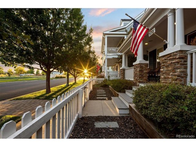 9221 E 33rd Ave, Denver, CO 80238