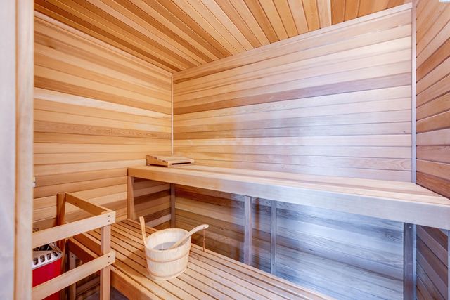 270 SW Golden Hills Drive, Pullman, WA 99163