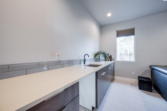 270 SW Golden Hills Drive, Pullman, WA 99163