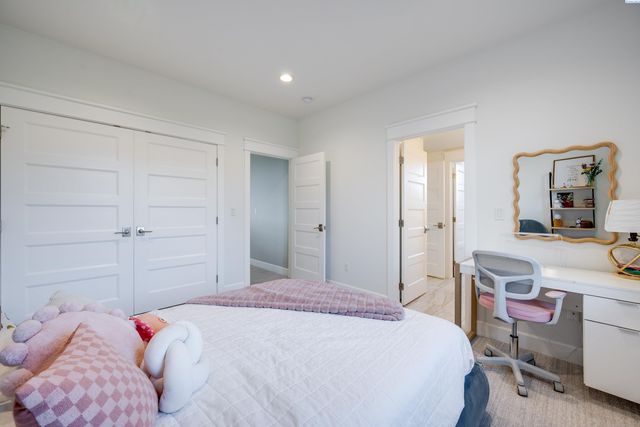 270 SW Golden Hills Drive, Pullman, WA 99163