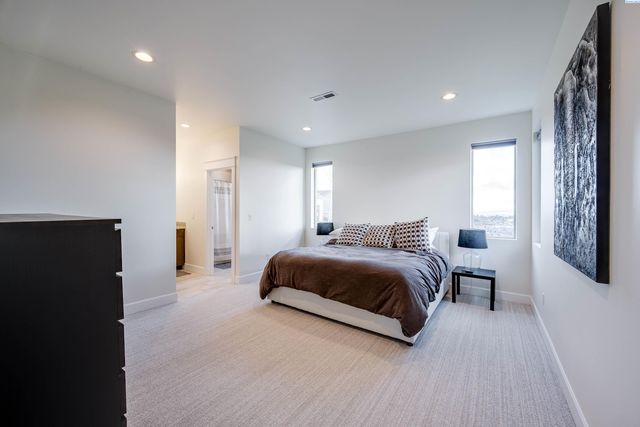 270 SW Golden Hills Drive, Pullman, WA 99163