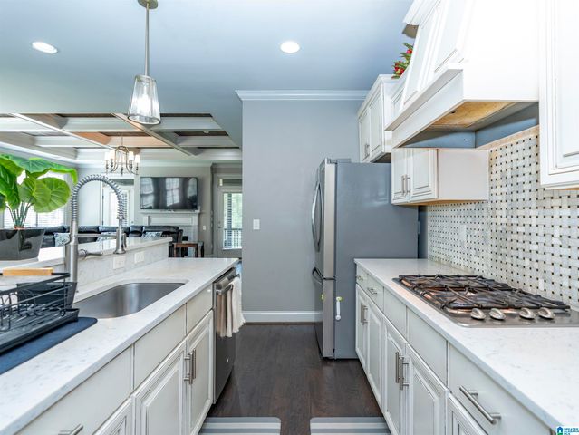 5552 NORTHRIDGE CIRCLE, Hoover, AL 35244