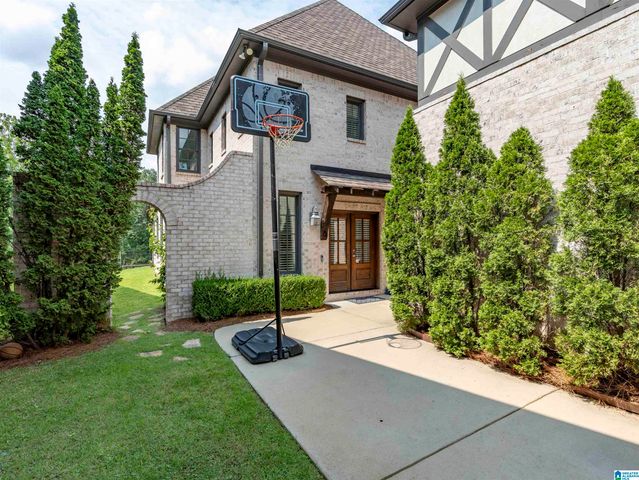 5552 NORTHRIDGE CIRCLE, Hoover, AL 35244