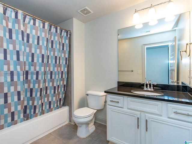 5552 NORTHRIDGE CIRCLE, Hoover, AL 35244