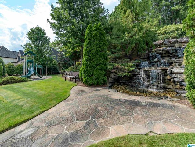 5552 NORTHRIDGE CIRCLE, Hoover, AL 35244