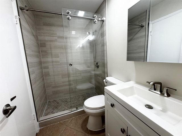 10717 Cleary Boulevard 211, Plantation, FL 33324