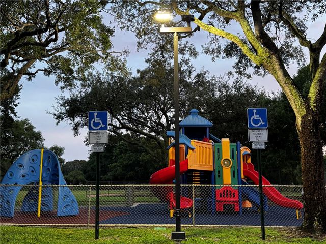 10717 Cleary Boulevard 211, Plantation, FL 33324