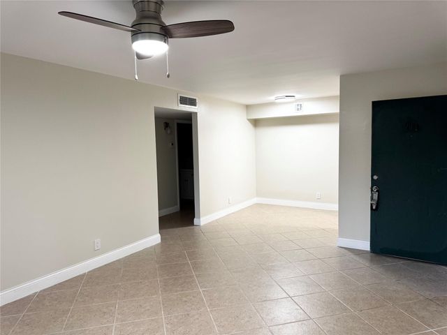10717 Cleary Boulevard 211, Plantation, FL 33324