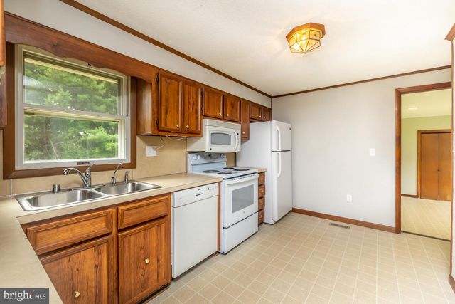 95 MILL RD, Narvon, PA 17555