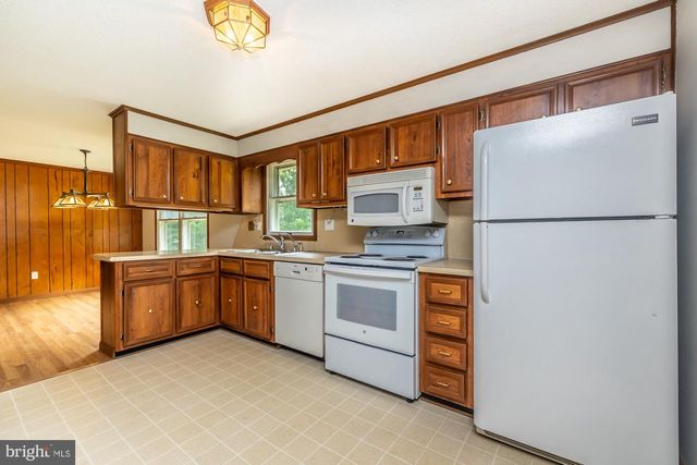 95 MILL RD, Narvon, PA 17555