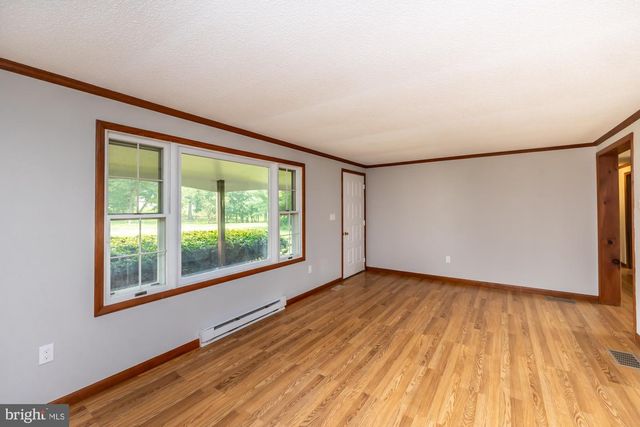95 MILL RD, Narvon, PA 17555