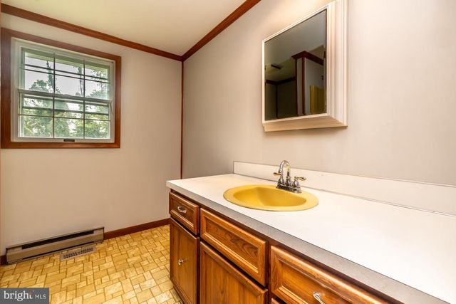 95 MILL RD, Narvon, PA 17555