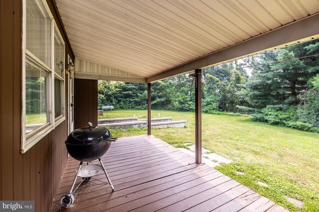 95 MILL RD, Narvon, PA 17555