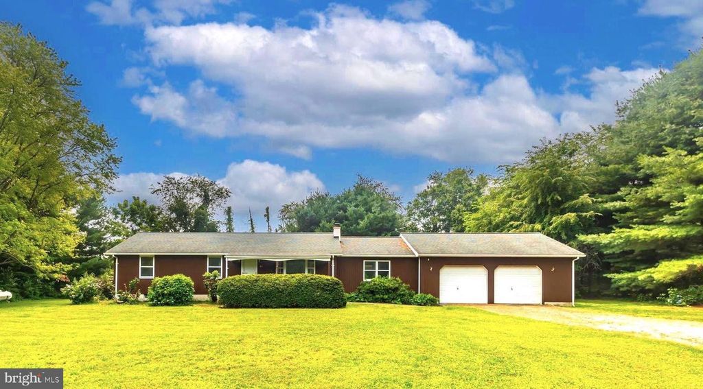 95 MILL RD, Narvon, PA 17555