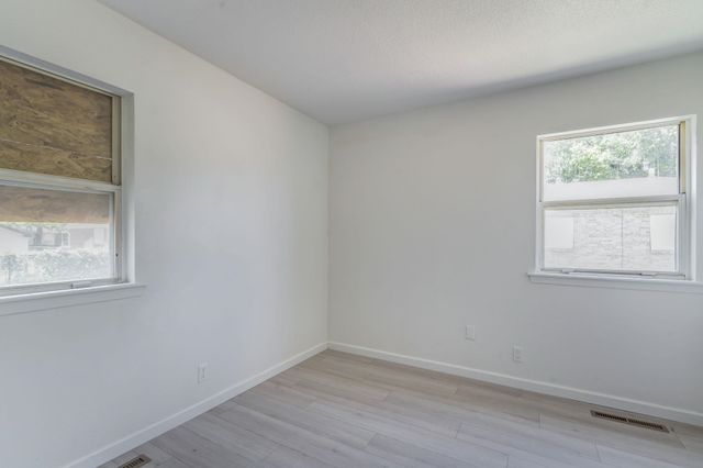 1515 E Catalina, Wichita, KS 67216