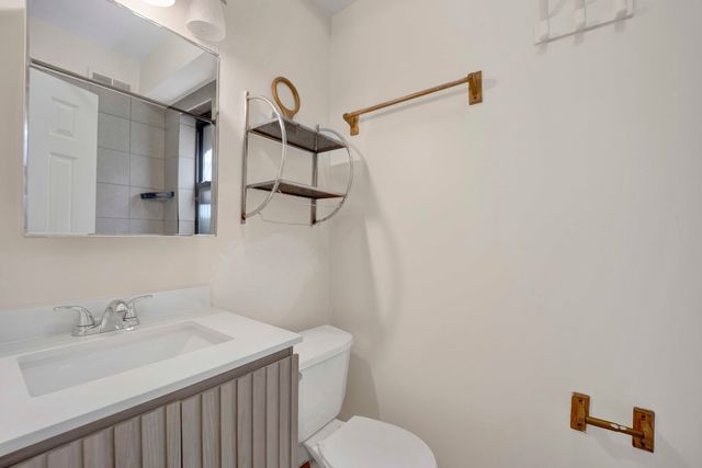 616 S Loomis Street 2, Chicago, IL 60607