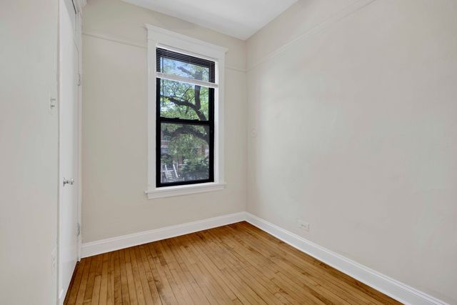 616 S Loomis Street 2, Chicago, IL 60607