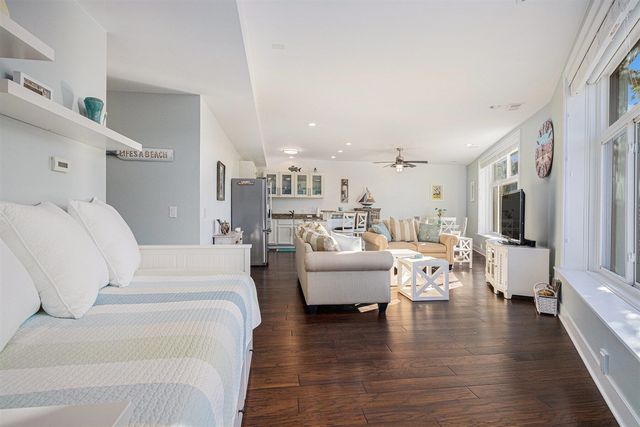 259 Kalamazoo Street 4, South Haven, MI 49090