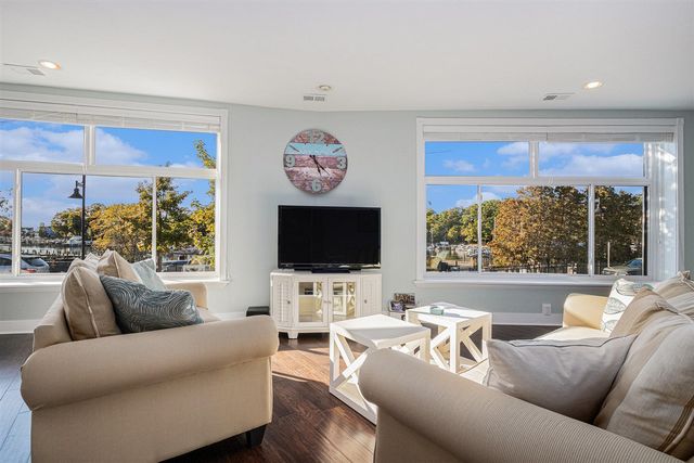 259 Kalamazoo Street 4, South Haven, MI 49090