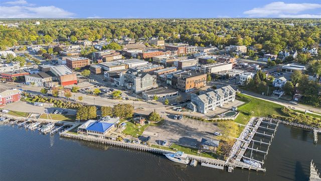 259 Kalamazoo Street 4, South Haven, MI 49090
