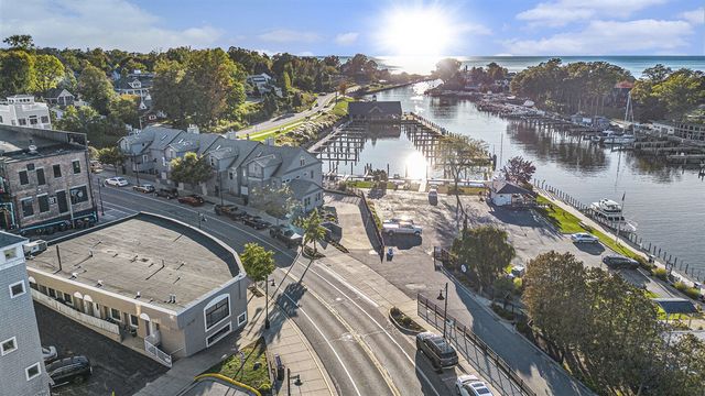 259 Kalamazoo Street 4, South Haven, MI 49090