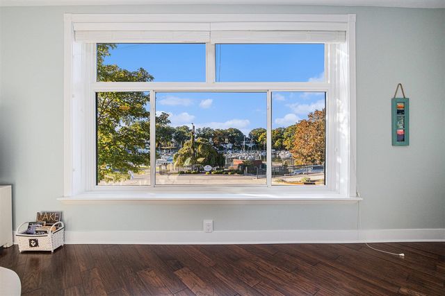 259 Kalamazoo Street 4, South Haven, MI 49090