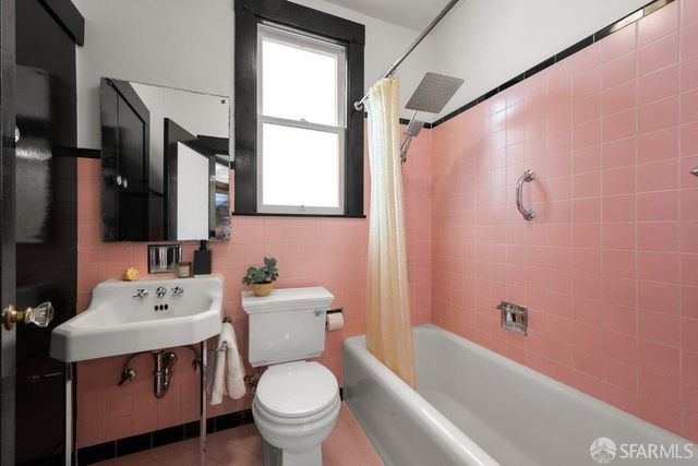 1577 Shrader Street, San Francisco, CA 94117