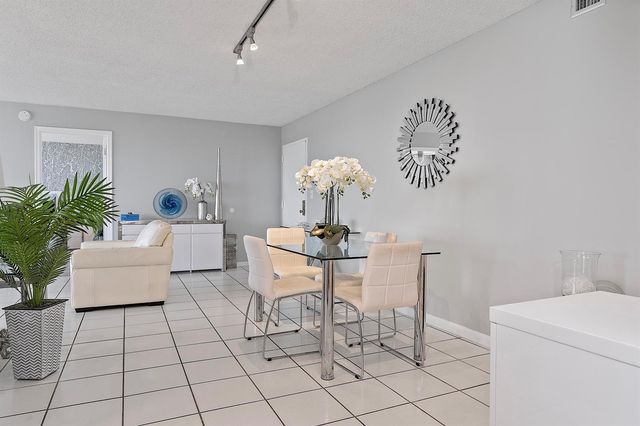 2841 N Ocean Boulevard 602, Fort Lauderdale, FL 33308