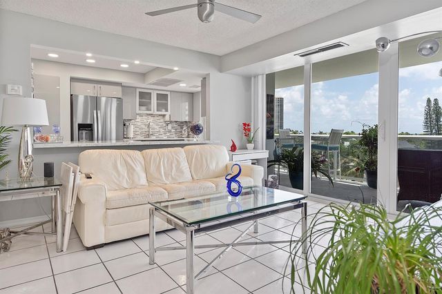 2841 N Ocean Boulevard 602, Fort Lauderdale, FL 33308
