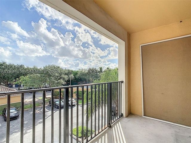 2080 W Preserve Way 303, Miramar, FL 33025