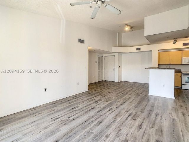 2080 W Preserve Way 303, Miramar, FL 33025