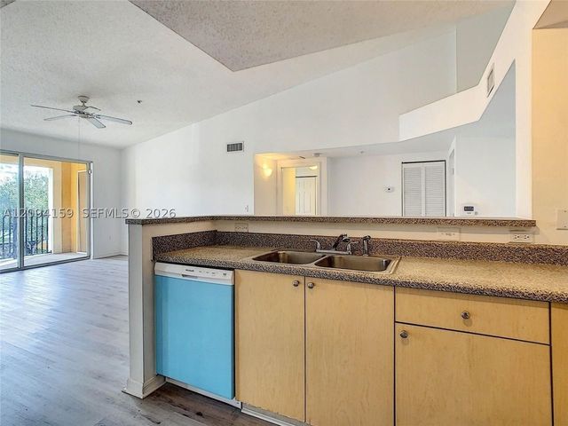 2080 W Preserve Way 303, Miramar, FL 33025