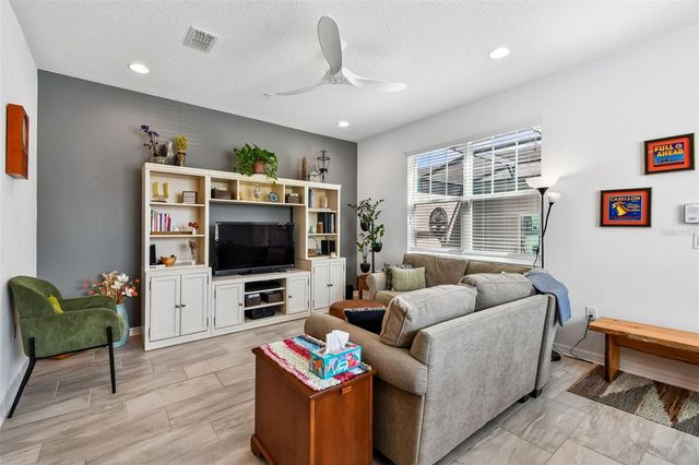 628 ORANGE BELT LOOP, Winter Garden, FL 34787